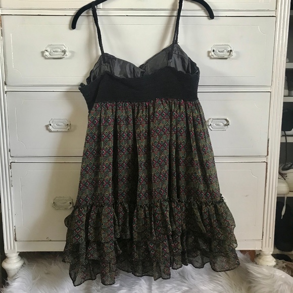 FOREVER 21 Green & Black Pattern Ruffle Dress - Picture 5 of 7